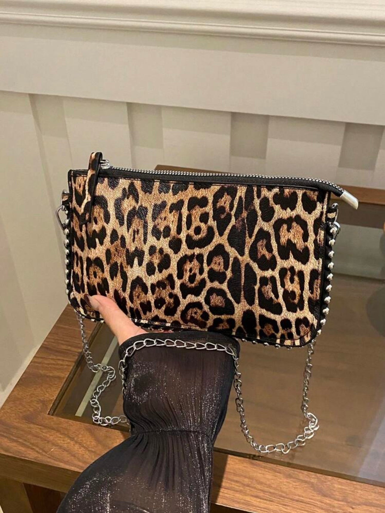 Stella Leopard | Pochette con estampado de leopardo