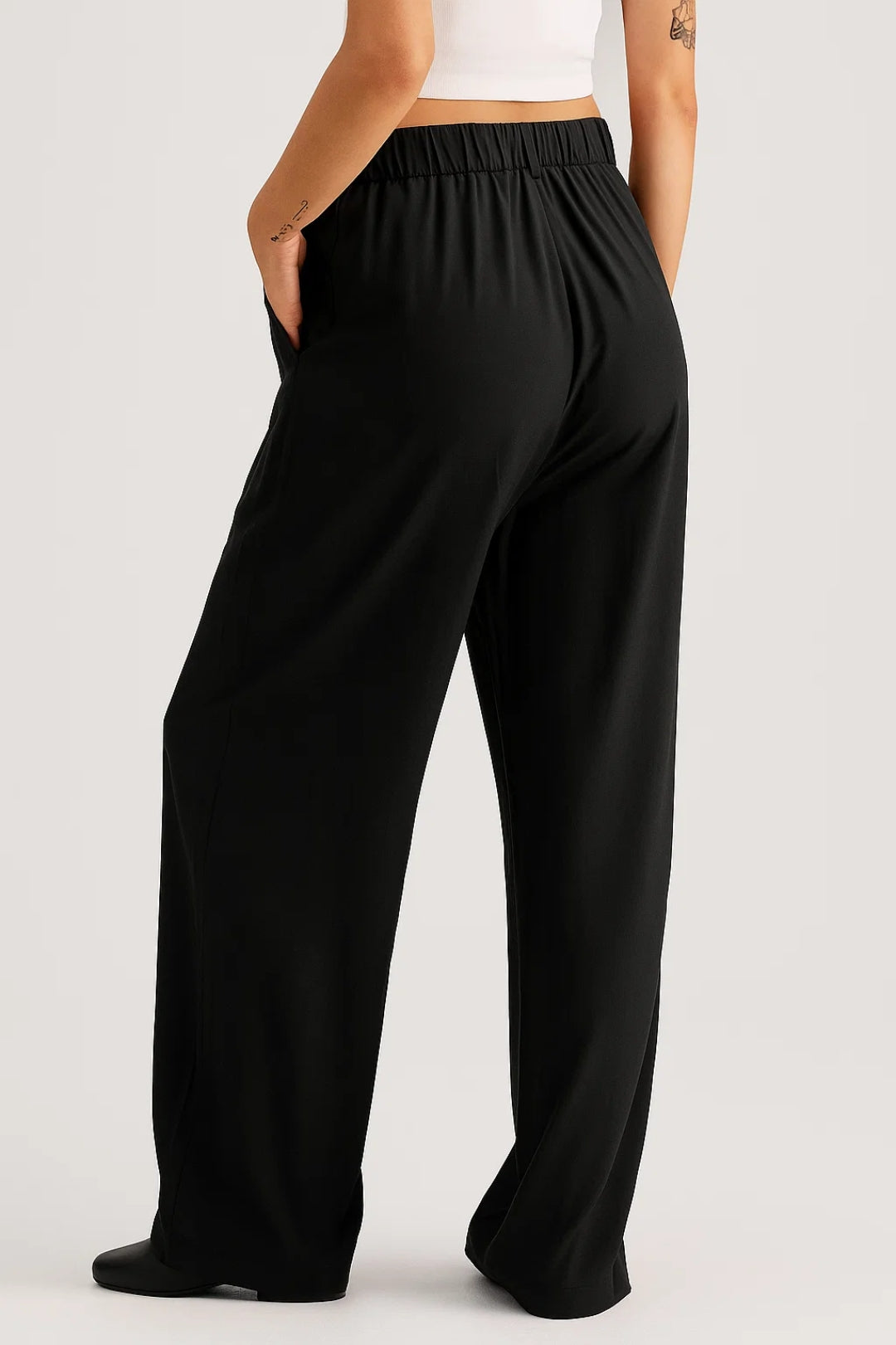 Naïa | Pantalón fluido negro elegante