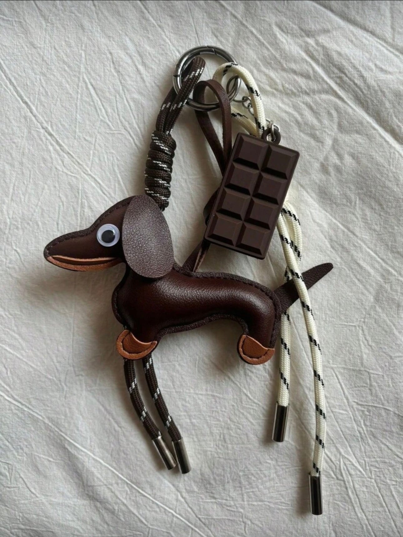 Bassotto | Llavero con perro salchicha